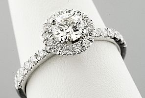 1.00 Carat TW Round Brilliant Diamond Engagement Ring