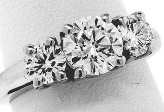 1.80 CT TW ROUND BRILLIANT ENGAGEMENT RING