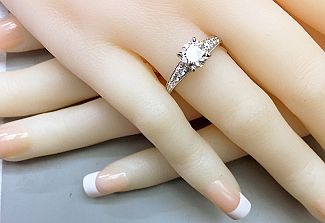 1.32 Carat GIA Round Brilliant DIamond Engagement Ring - PLATINUM