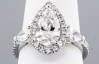 1.70 Carat GIA Pear Shape Diamond Engagement Ring 