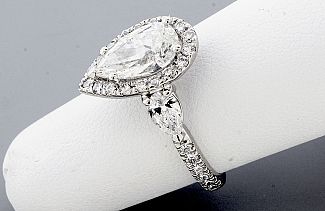 1.70 Carat GIA Pear Shape Diamond Engagement Ring 