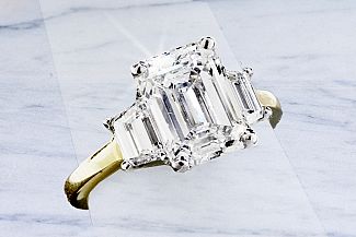3.02 Carat GEM Emerald Cut Diamond Engagement Ring with TRAPEZOID Diamonds - Platinum 3.02 Carat GEM Emerald Cut Diamond Engagement Ring with TRAPEZOID Diamonds - Platinum