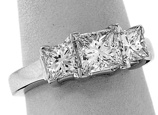 2.01 CT TW Pincess Cut Diamond Engagement Ring
