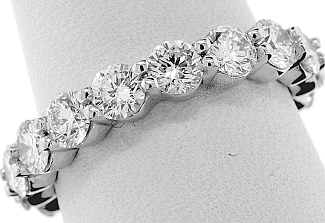 3.06 CT TW Round Brilliant Diamond Anniversary Ring